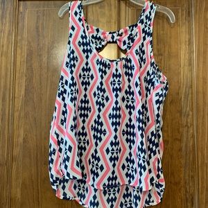 Tank Top with aztec pattern